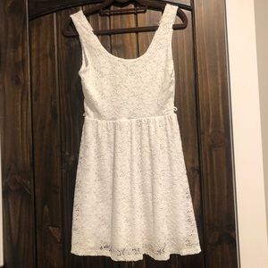 White lace dress!
